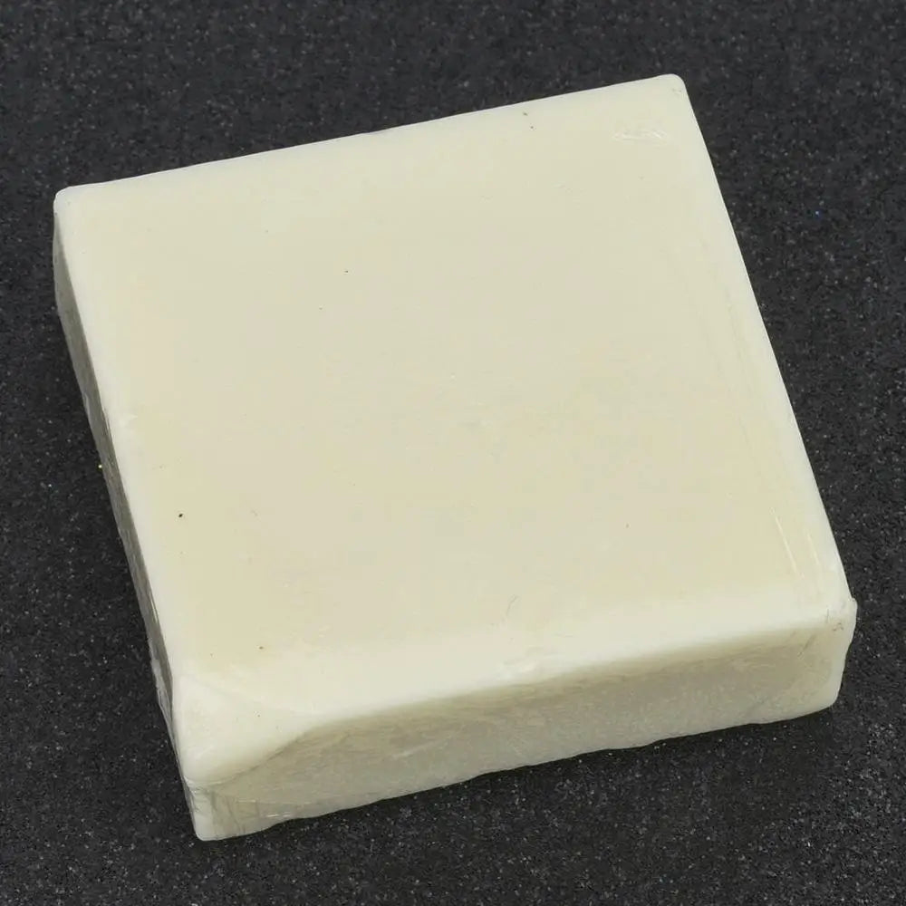 Cold Water Surf Wax - Includes Wax Comb with Fin Key, 65-75F (18-24C)