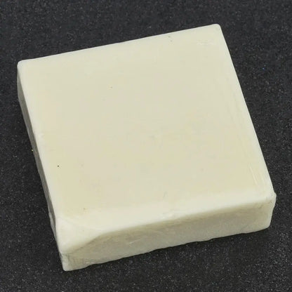 Cold Water Surf Wax - Includes Wax Comb with Fin Key, 65-75F (18-24C)