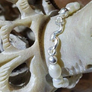 Kuta Wave Stone Stretch Ring | Silver Plated Alloy Lightweight Natural Beads